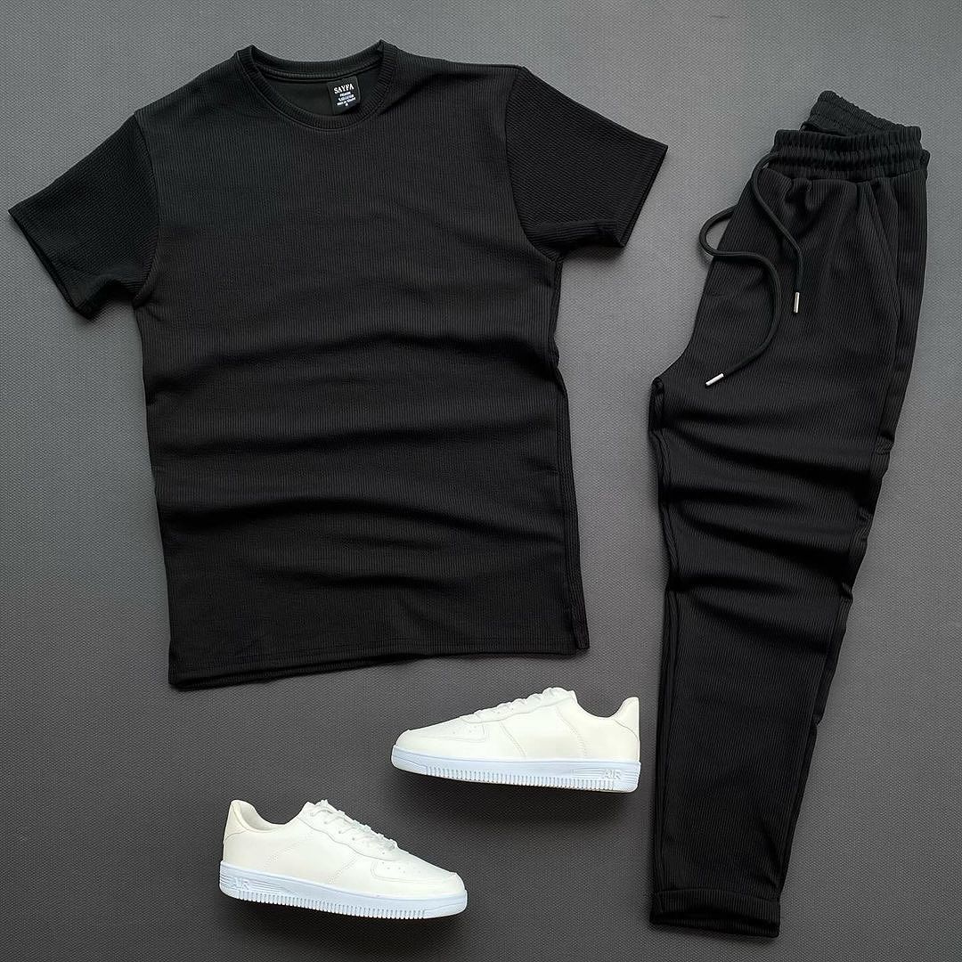 Conjunto Kay Puruha Essentials (Camiseta + Jogger) — Unisex